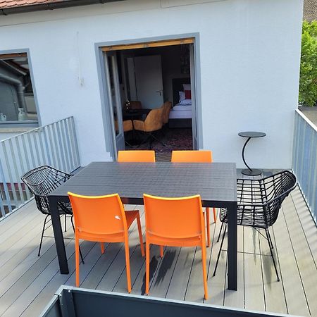 Appartement Xzllenz Kueche Bad S-Bahn Parken Smart-Tv Wellbeing à Neunkirchen am Sand Extérieur photo