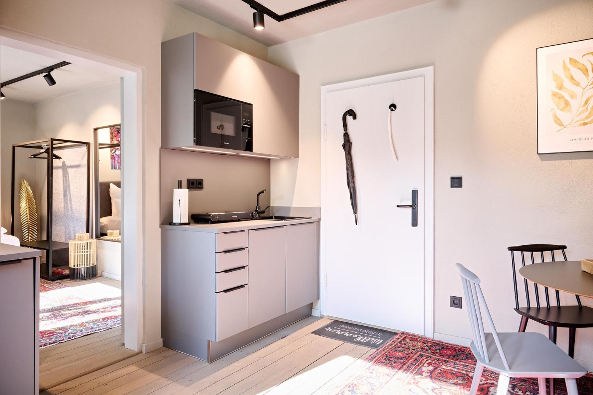 Appartement Xzllenz Kueche Bad S-Bahn Parken Smart-Tv Wellbeing à Neunkirchen am Sand Extérieur photo
