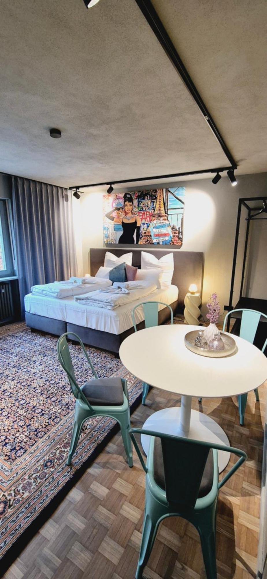 Appartement Xzllenz Kueche Bad S-Bahn Parken Smart-Tv Wellbeing à Neunkirchen am Sand Extérieur photo