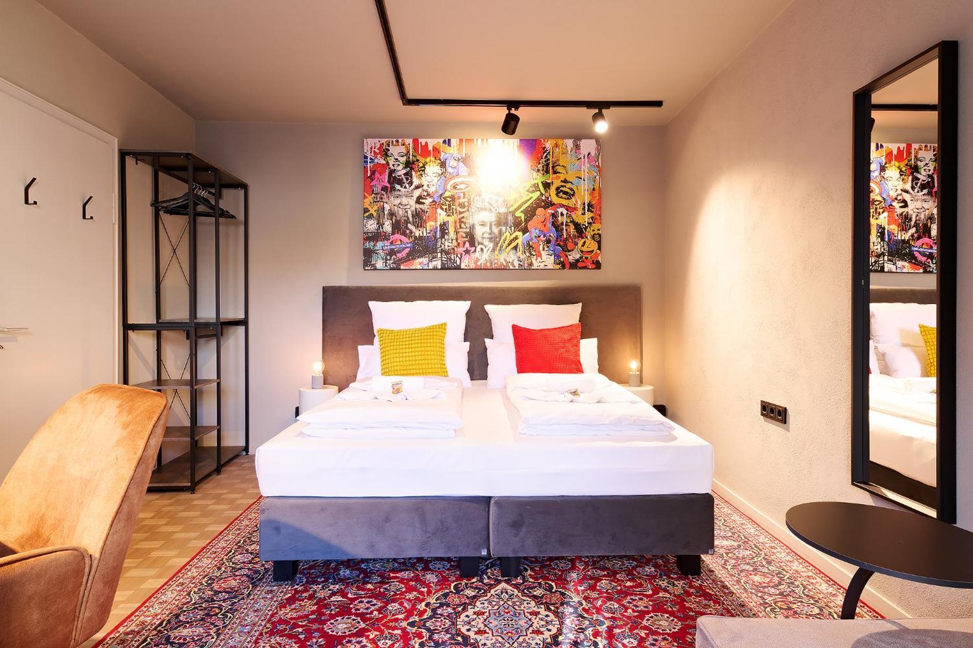Appartement Xzllenz Kueche Bad S-Bahn Parken Smart-Tv Wellbeing à Neunkirchen am Sand Extérieur photo