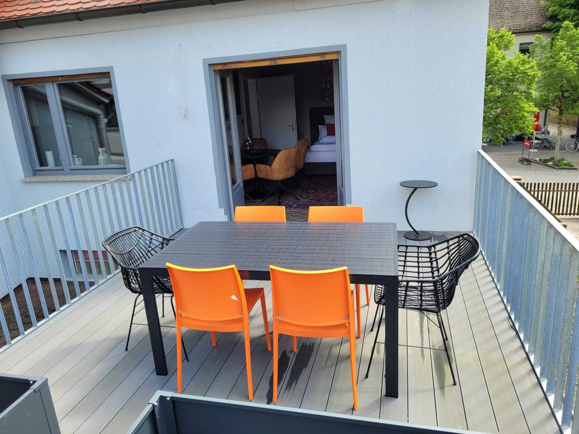 Appartement Xzllenz Kueche Bad S-Bahn Parken Smart-Tv Wellbeing à Neunkirchen am Sand Extérieur photo